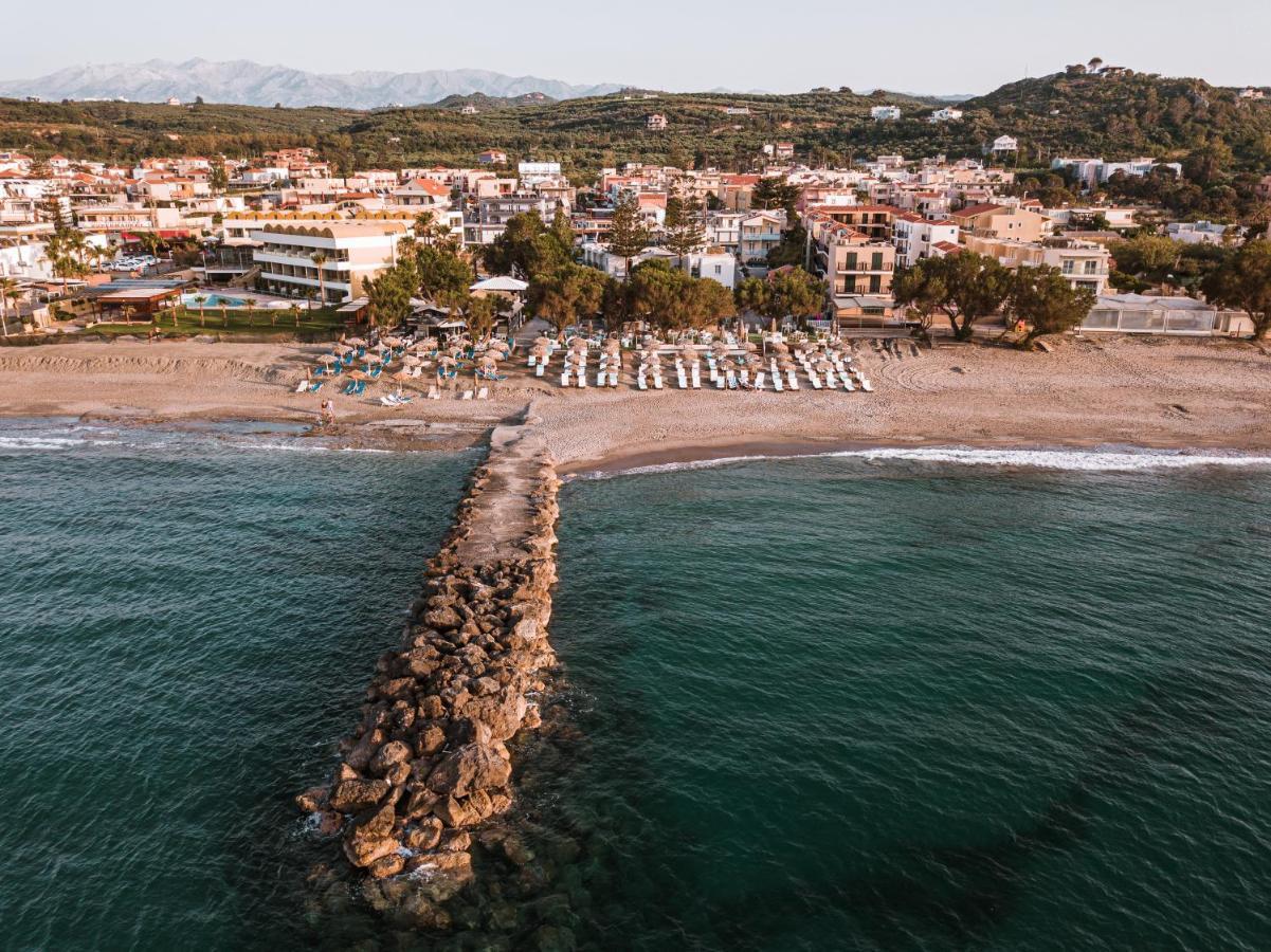 Troulakis Beach Hotel Agia Marina Dış mekan fotoğraf