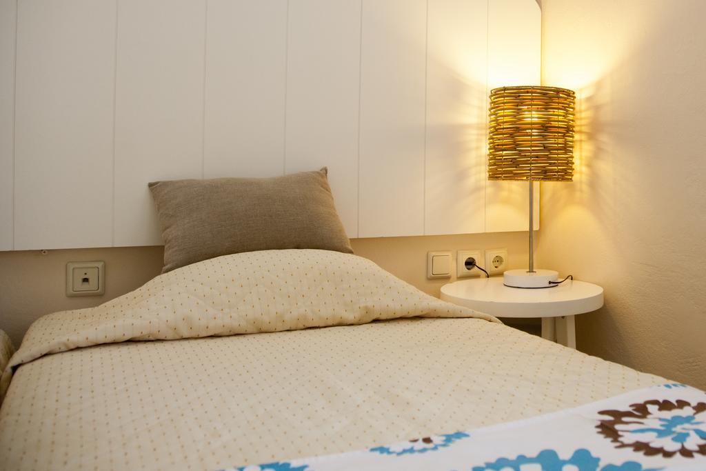 Troulakis Beach Hotel Agia Marina Dış mekan fotoğraf