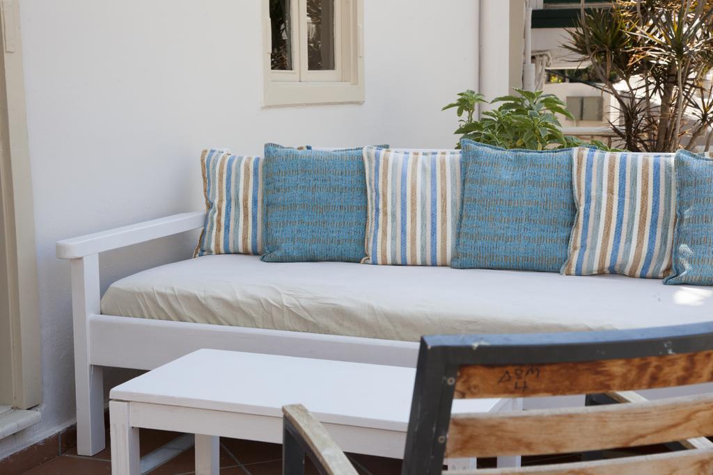 Troulakis Beach Hotel Agia Marina Dış mekan fotoğraf